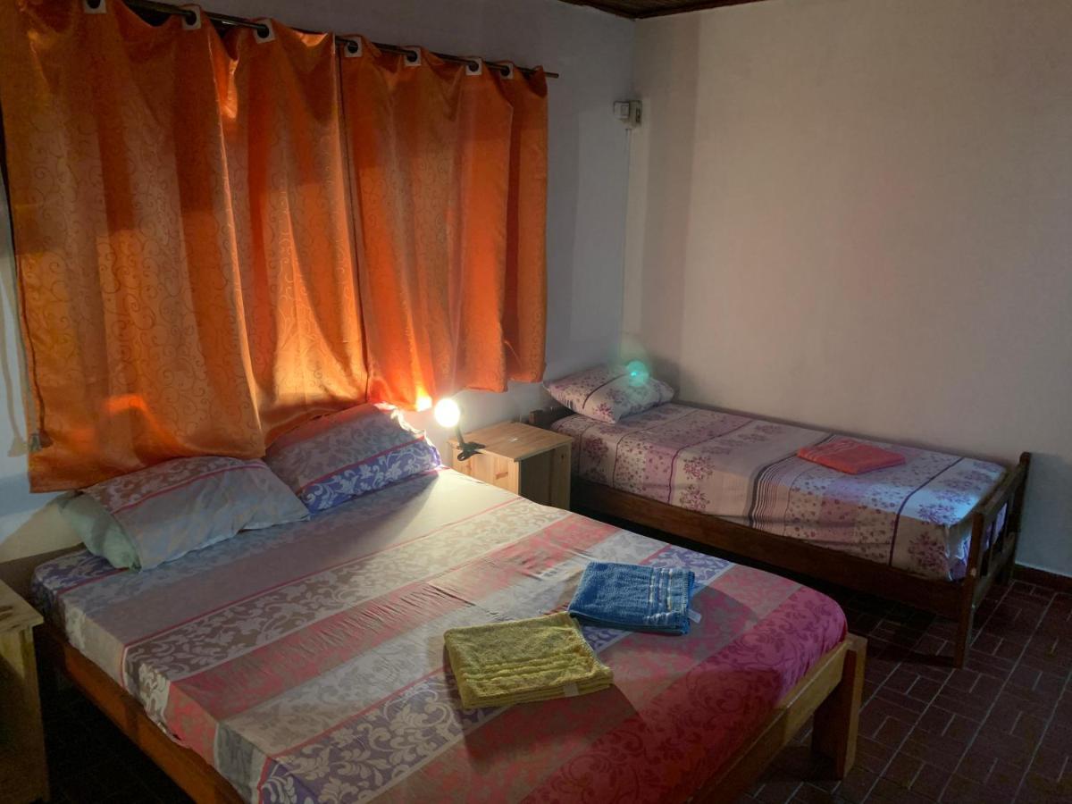 Litt Iguazu Hostal Puerto Iguazú Zewnętrze zdjęcie